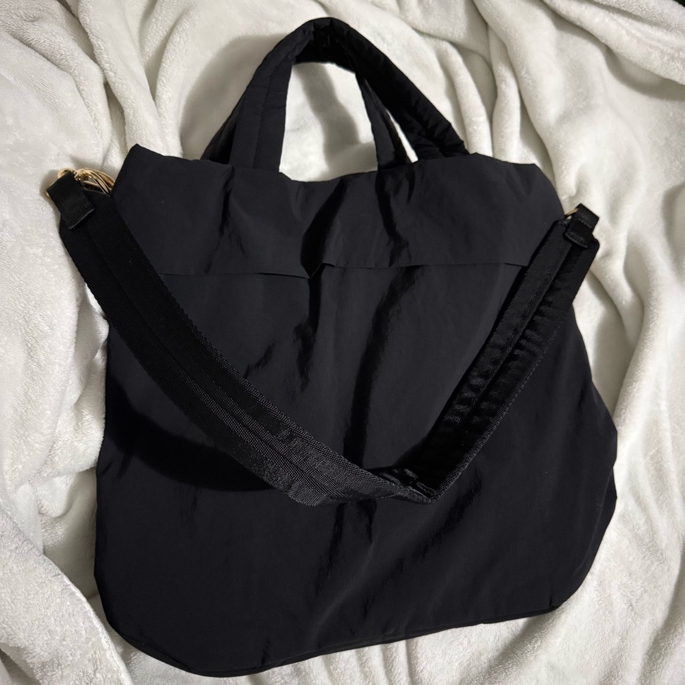 Lululemon Athletica Elegant Black Tote 20L - Picture 2 of 9